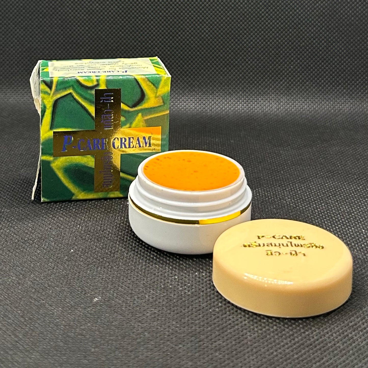 Anti-eyeshadow, melasma and spots cream - P Care